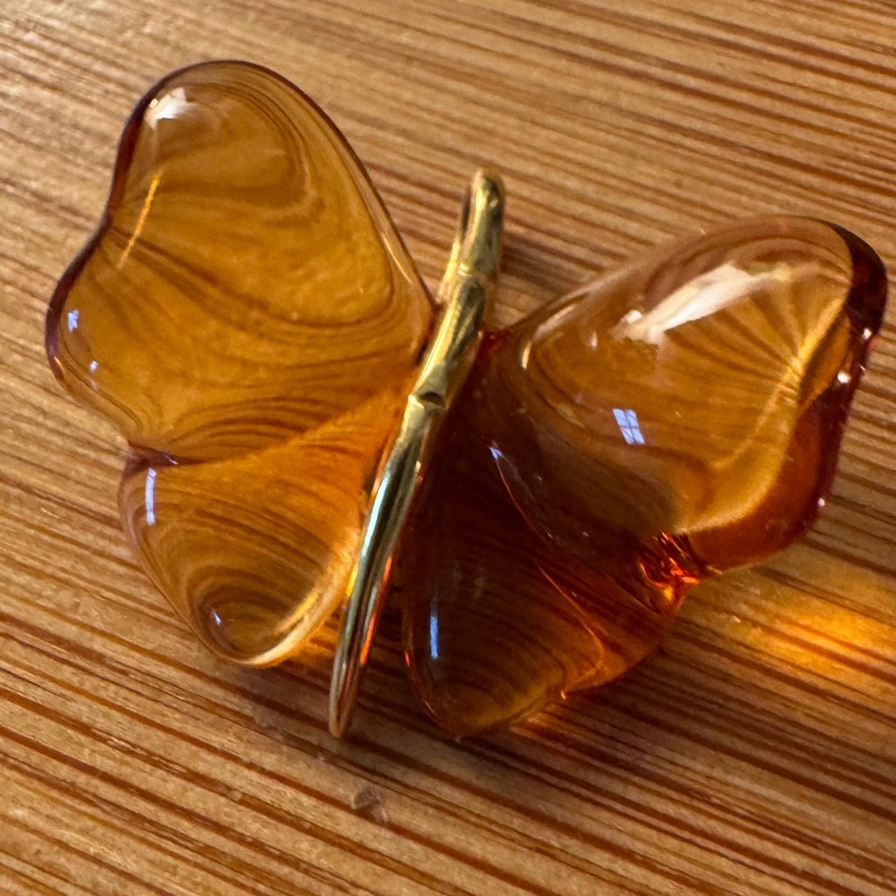 Butterfly 
Lalique vintage pendant